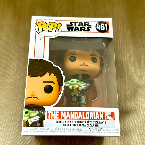 Funko Pop Star Wars  The Mandalorian with Grogu 461 - Picture 1 of 5